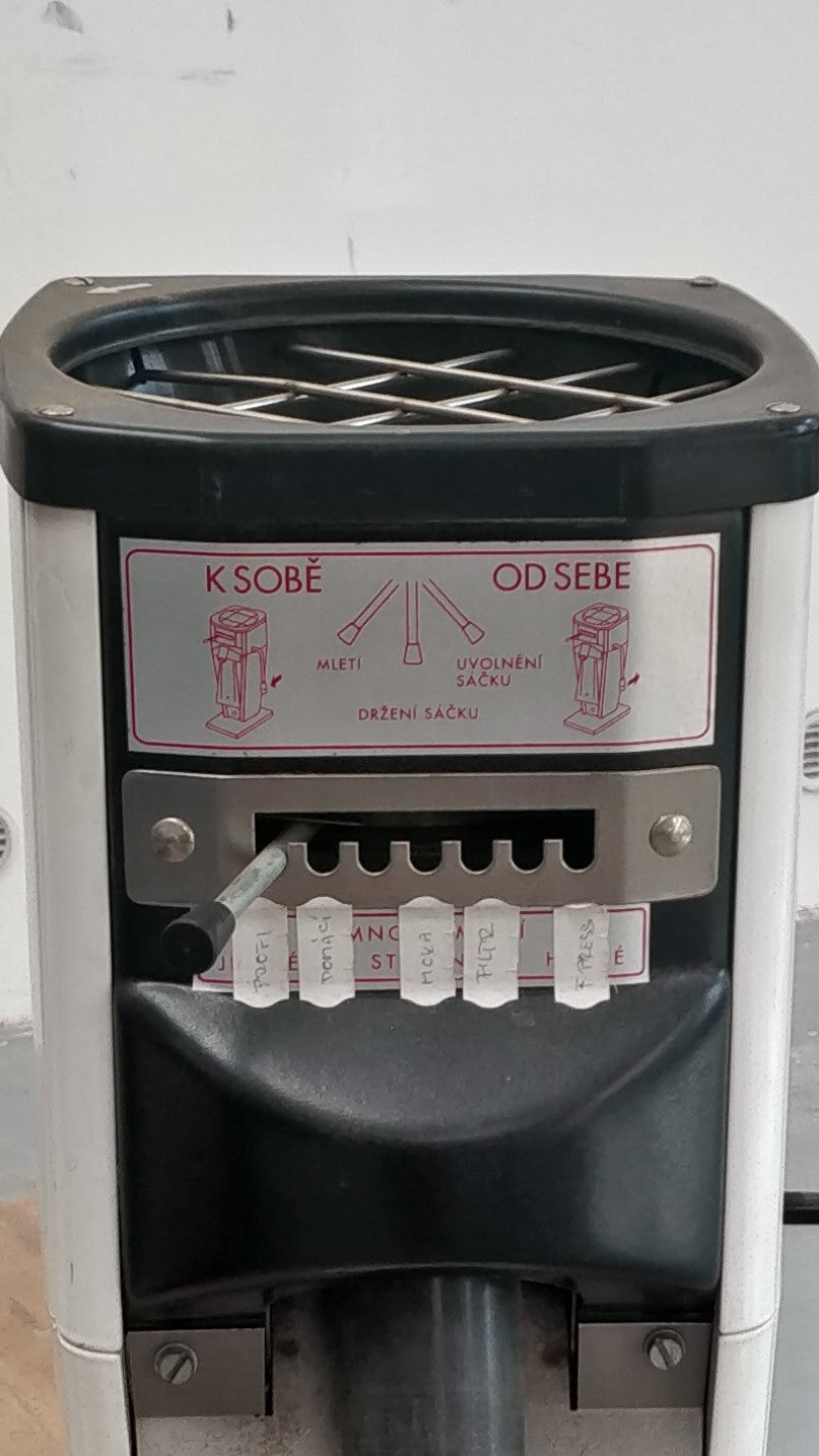 obchodní mlýnek - česká výroba