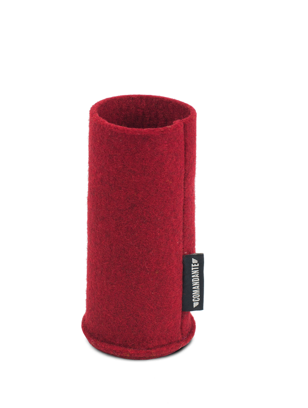COMANDANTE C40 FELT SLEEVE - CHERRY